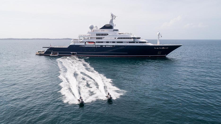 127 m Private Yacht